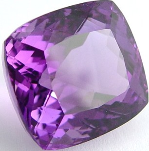 Cushion amethyst, violet quartz, exclusive loose faceted amethysts, amethyst shopping