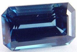 5.47 carats untreated emerald cut blue sapphire gemstone, transparent gems, exclusive loose faceted sapphires, gemstones shopping