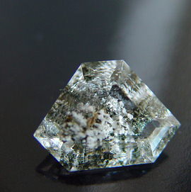 Quartz inclusions, Madagascar mineral, gemstone information data